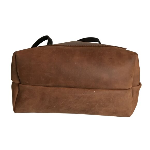 Portland Leather Goods Classic Honey Brown Leather Medium Tote Bag - Picture 8 of 12